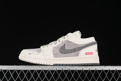 All categories Air Jordan Jordan series basketball shoes Air Jordan 1 Low High-end customized low-top sneakers Air Jordan 1 Low AJ1 Joe 1 Supreme joint-double beige bottom High-end customized low-top retro basketball shoes SJ9950-030
